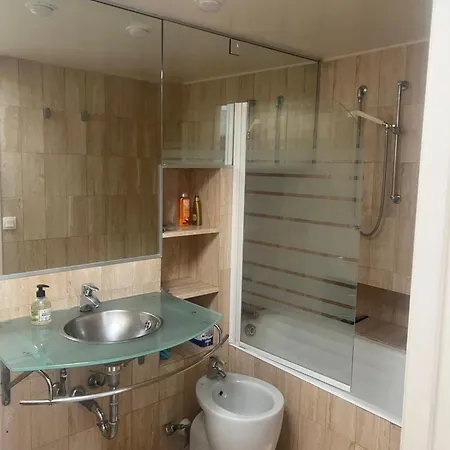 Superbe 1 Chambre Avec Piscine Sur Le Cap Martin